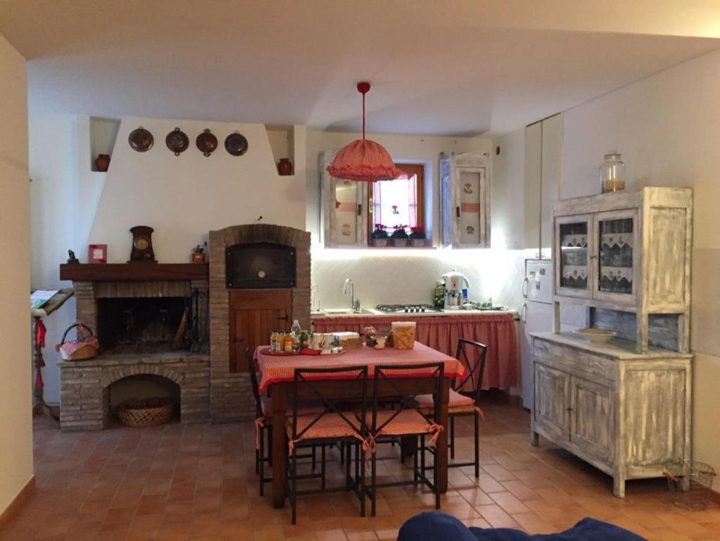 B&B Margherita Le Fiabe Сант-Агата-Фельтрия Экстерьер фото