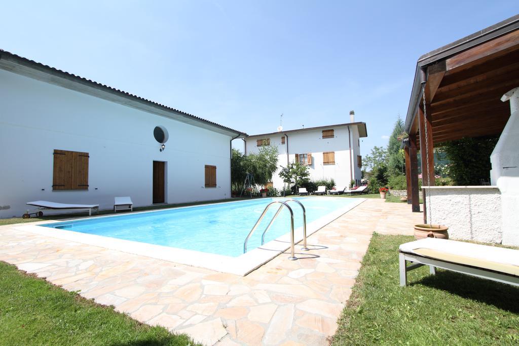 B&B Margherita Le Fiabe Сант-Агата-Фельтрия Экстерьер фото
