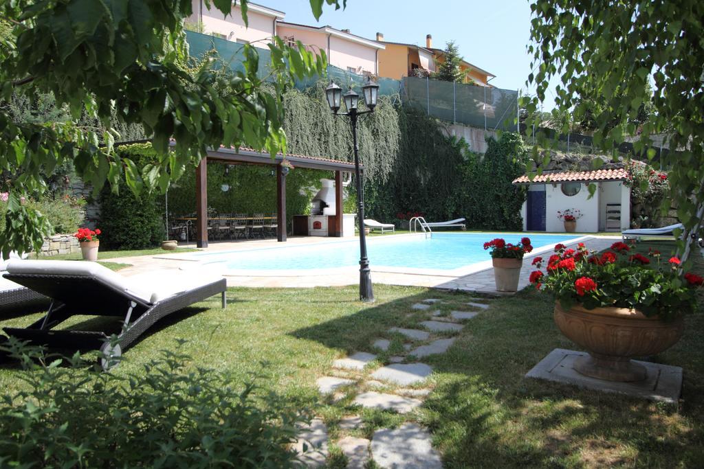 B&B Margherita Le Fiabe Сант-Агата-Фельтрия Экстерьер фото